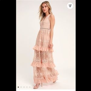 Garden Dreams Blush Lace Tiered Maxi Dress [XS]
